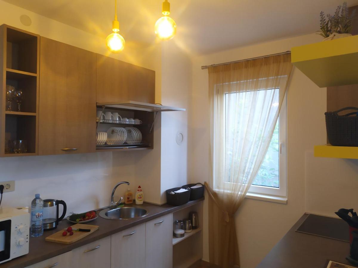 Aurora House Duplex Apartment Njivice Exterior foto